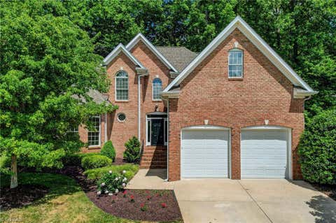 Homes For Sale - 10 Dunlin Square<br/> Greensboro, NC 27455