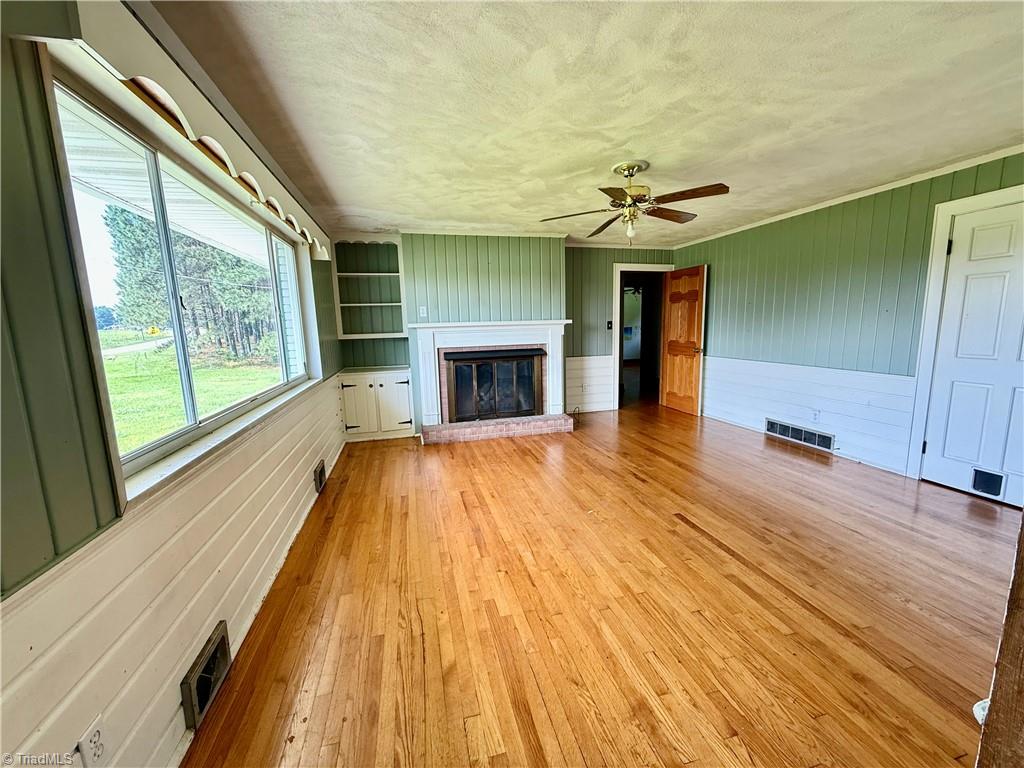 1024 Lone Hickory Road, Yadkinville, North Carolina image 6