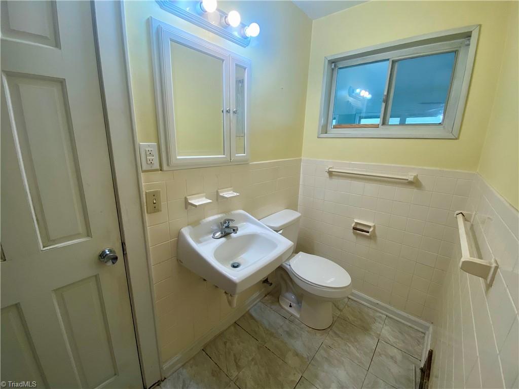 1024 Lone Hickory Road, Yadkinville, North Carolina image 18