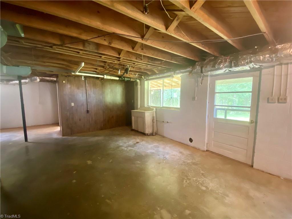 1024 Lone Hickory Road, Yadkinville, North Carolina image 15
