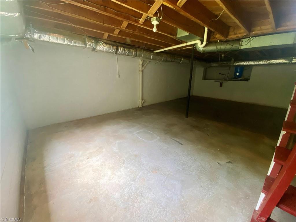 1024 Lone Hickory Road, Yadkinville, North Carolina image 23