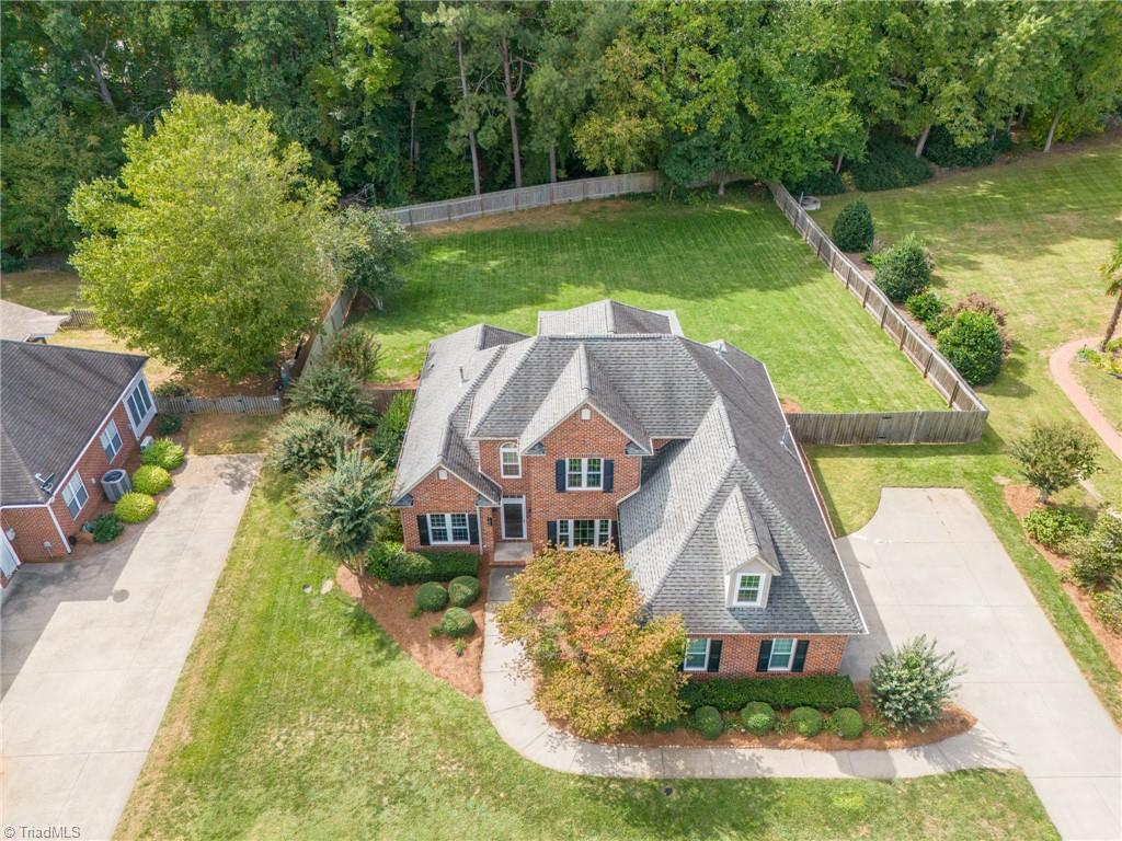 144 Oak Leaf Lane