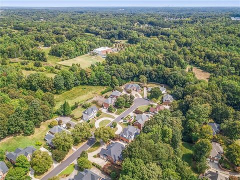 A home in Clemmons