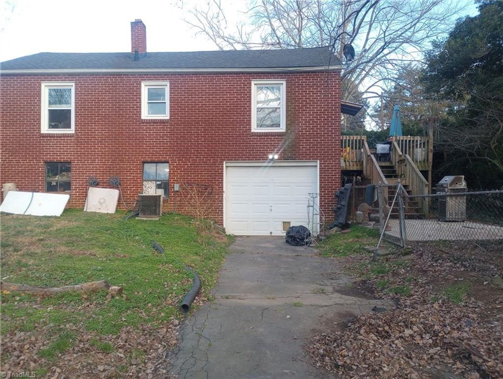 Photo of 4004 Dalton Street, Winston-Salem, NC 27105 (MLS # 1207641)