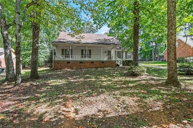 1815 Dunleith Way, photo 3 of 40