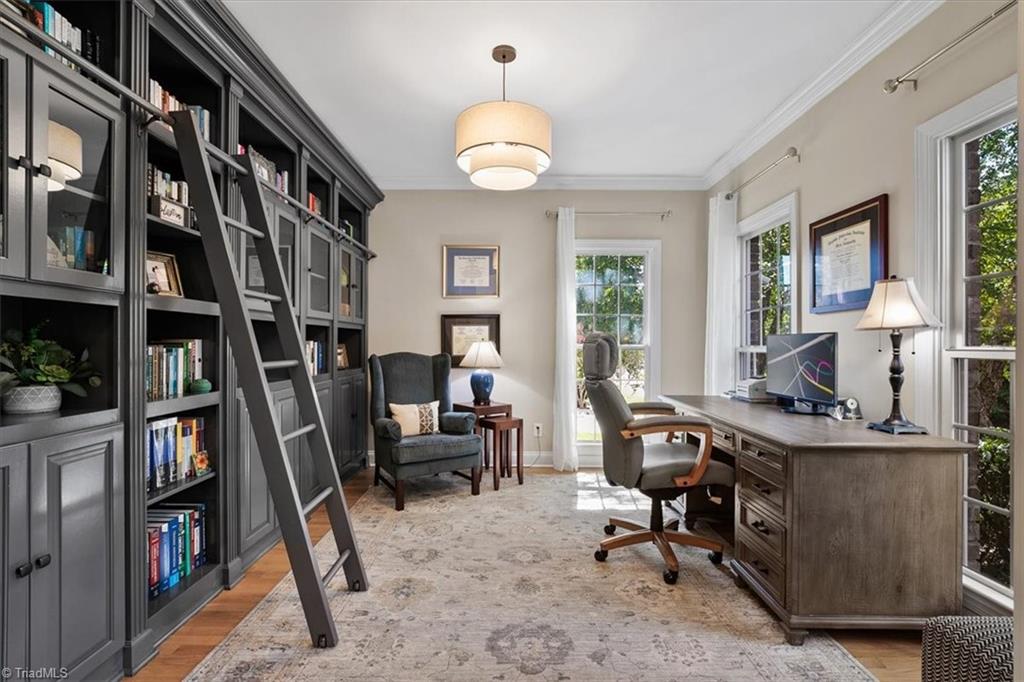 8238 Ipswich Court