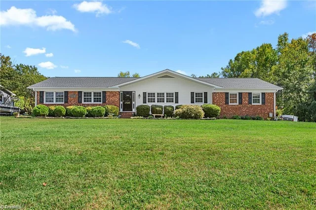 3870 Old Highway 29, photo 4 of 31