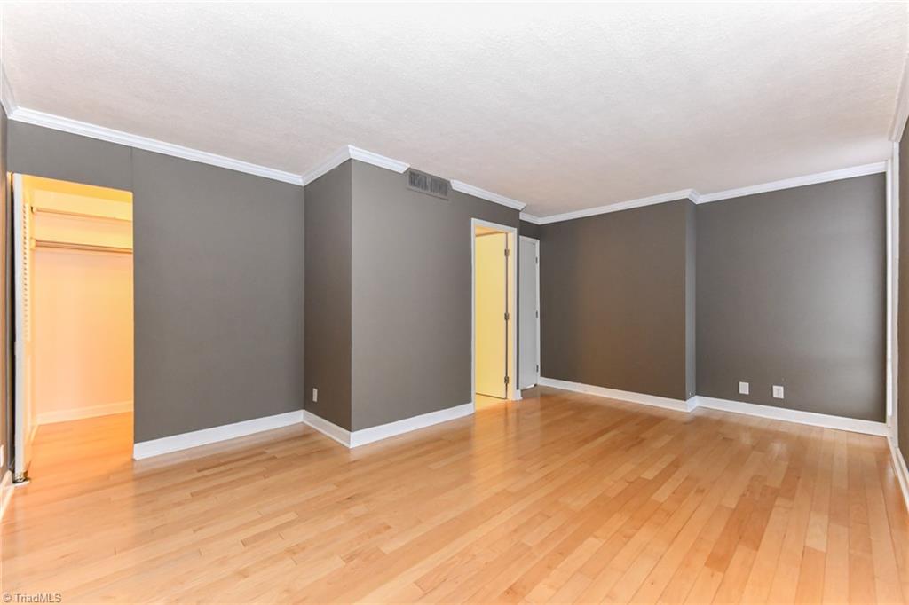 1101 N Elm Street #907, Greensboro, North Carolina image 33