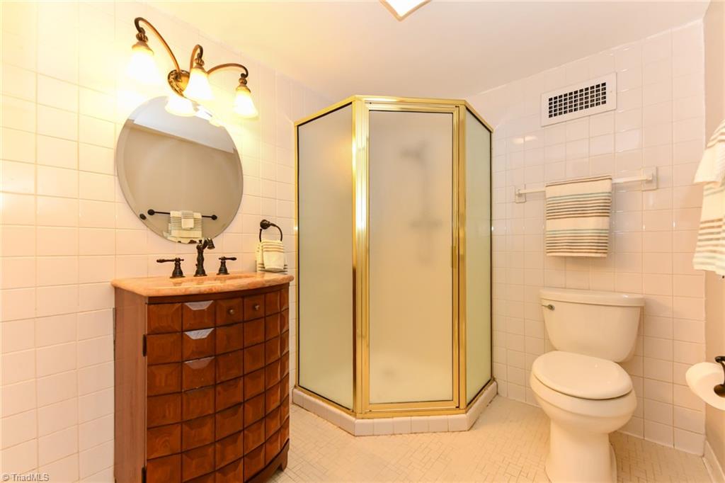 1101 N Elm Street #907, Greensboro, North Carolina image 34