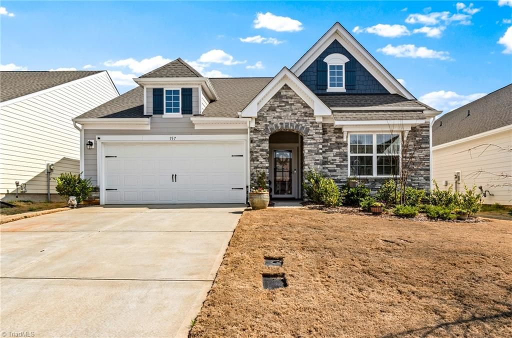 Photo of 157 Pampas Place, Statesville, NC 28625 (MLS # 1211428)