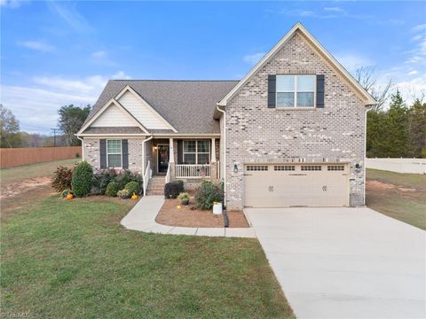 A home in Kernersville