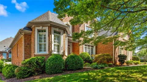 Homes For Sale - 1 Rosebay Lane<br/> Greensboro, NC 27455