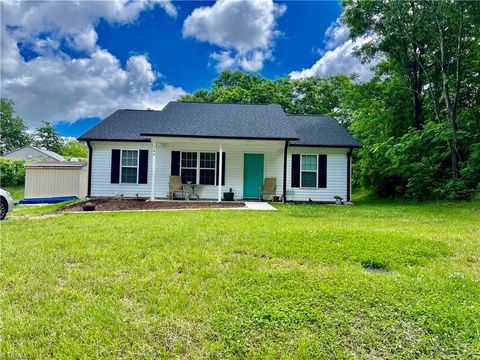 145 Old Fisher Ferry Road, Thomasville, NC 27360 - MLS#: 1142585
