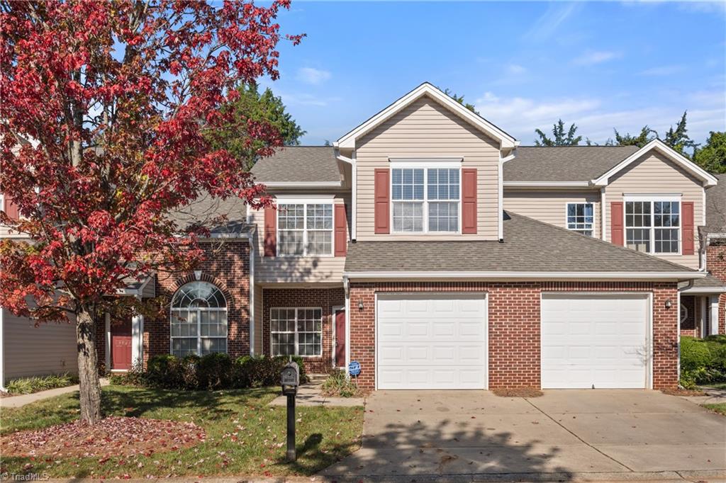 High Point, North Carolina 27265, United States, 3 Bedrooms Bedrooms, ,3 BathroomsBathrooms,Residential,Pending,204431