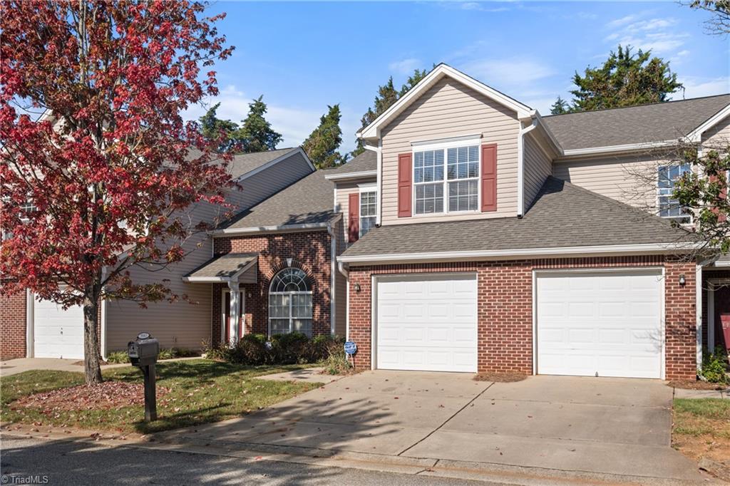 High Point, North Carolina 27265, United States, 3 Bedrooms Bedrooms, ,3 BathroomsBathrooms,Residential,Pending,204431