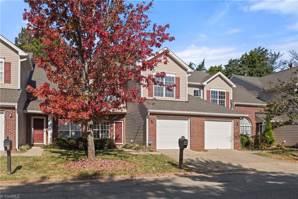 High Point, North Carolina 27265, United States, 3 Bedrooms Bedrooms, ,3 BathroomsBathrooms,Residential,Pending,204431