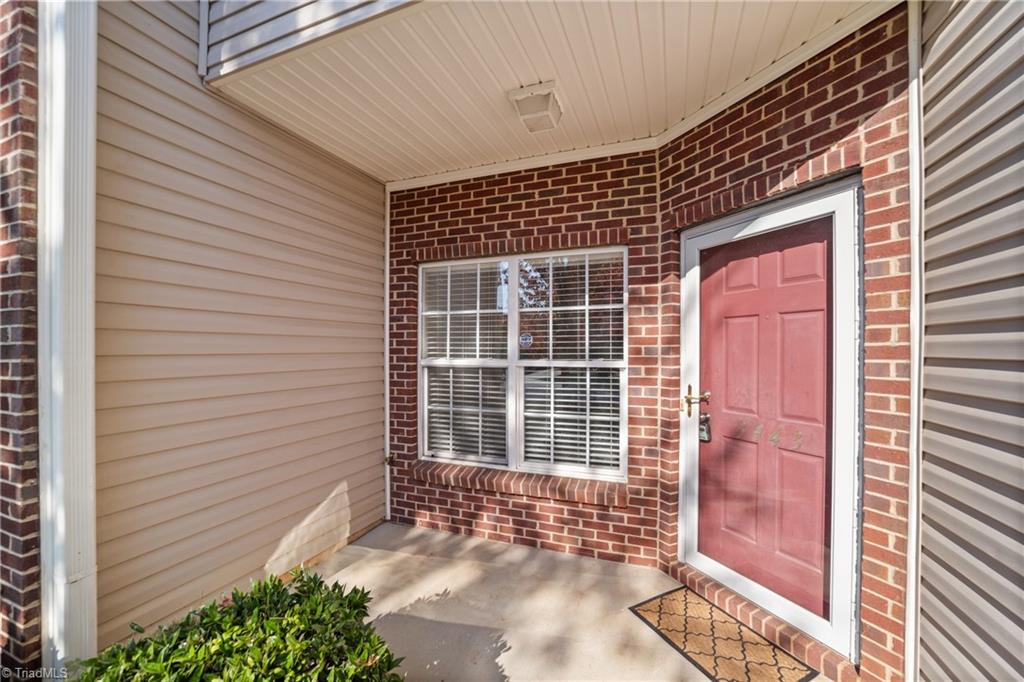 High Point, North Carolina 27265, United States, 3 Bedrooms Bedrooms, ,3 BathroomsBathrooms,Residential,Pending,204431