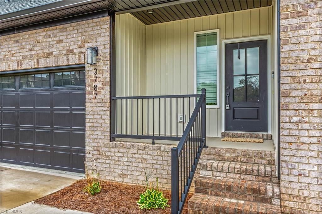 Photo of 3787 Peony Way, Clemmons, NC 27012 (MLS # 1236817)