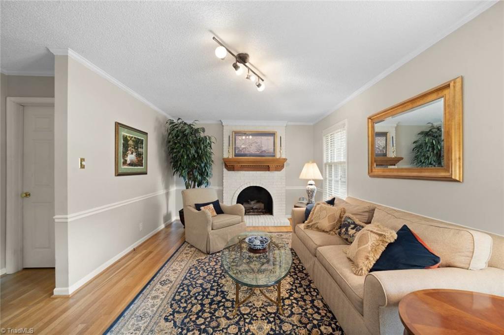 Winston-Salem, North Carolina 27106, United States, 4 Bedrooms Bedrooms, ,3 BathroomsBathrooms,Residential,Pending,122046