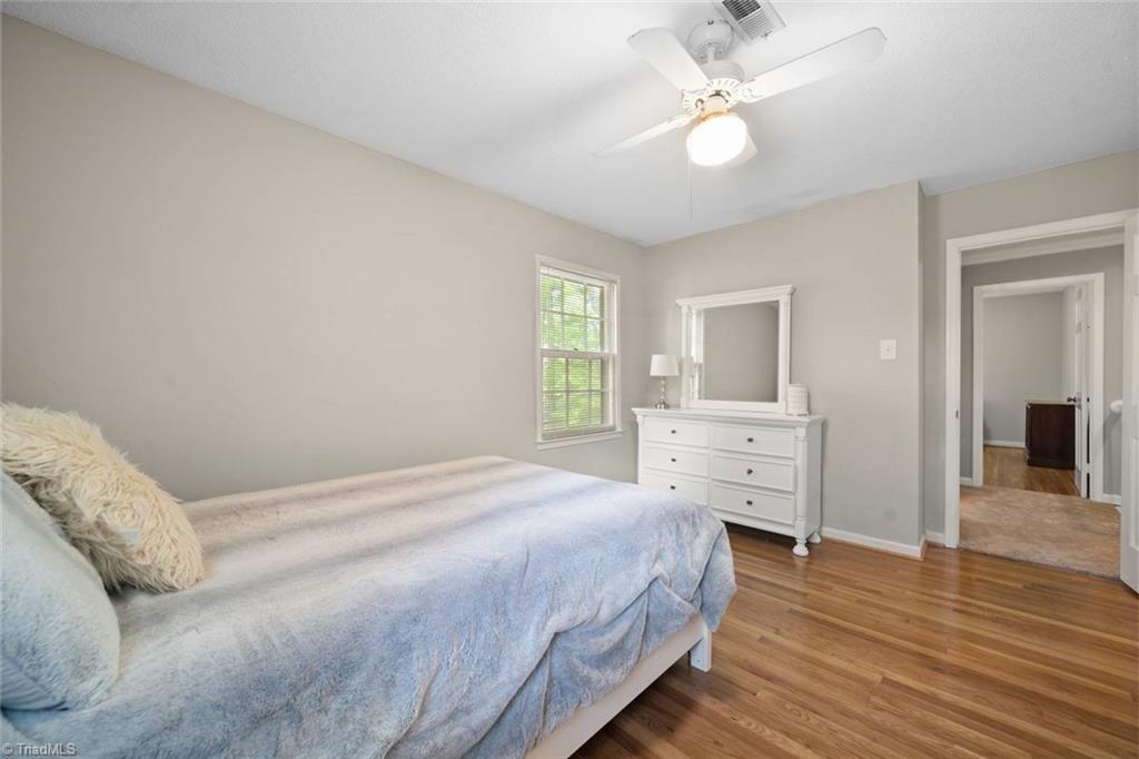 Winston-Salem, North Carolina 27106, United States, 4 Bedrooms Bedrooms, ,3 BathroomsBathrooms,Residential,Pending,122046