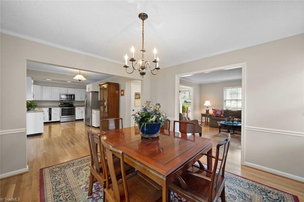 Winston-Salem, North Carolina 27106, United States, 4 Bedrooms Bedrooms, ,3 BathroomsBathrooms,Residential,Pending,122046