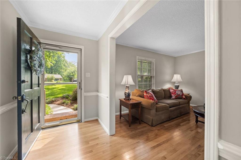 Winston-Salem, North Carolina 27106, United States, 4 Bedrooms Bedrooms, ,3 BathroomsBathrooms,Residential,Pending,122046