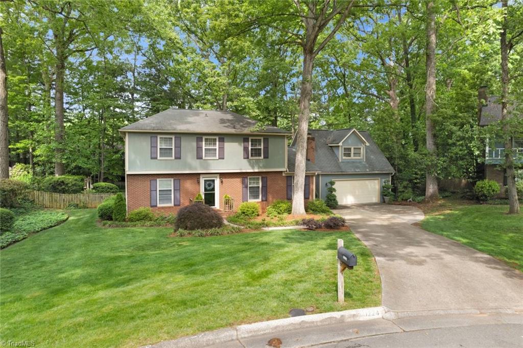 Winston-Salem, North Carolina 27106, United States, 4 Bedrooms Bedrooms, ,3 BathroomsBathrooms,Residential,Pending,122046