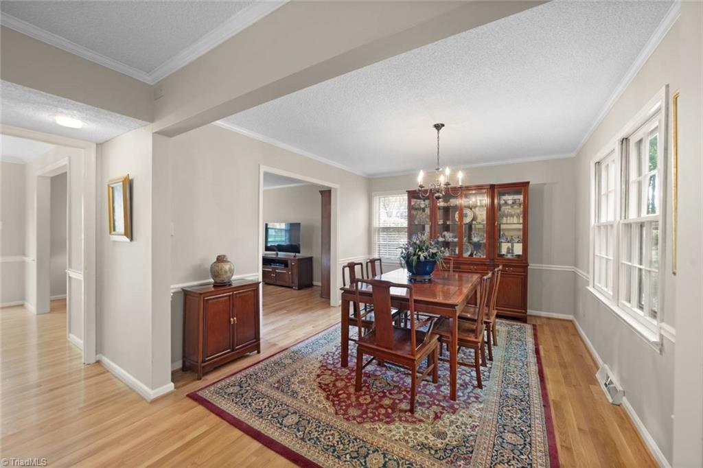 Winston-Salem, North Carolina 27106, United States, 4 Bedrooms Bedrooms, ,3 BathroomsBathrooms,Residential,Pending,122046