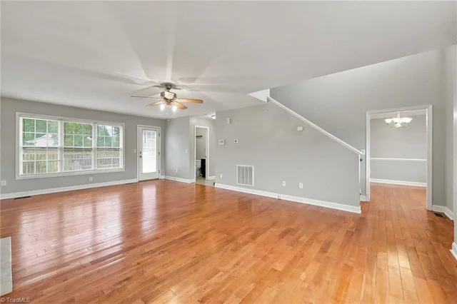 2089 Jackson Way, photo 4 of 41