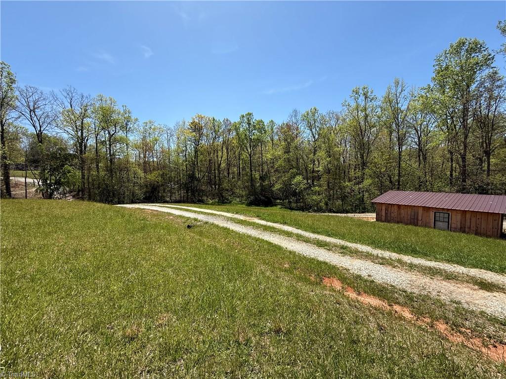 210 Towe Lane, Cana, Virginia image 11