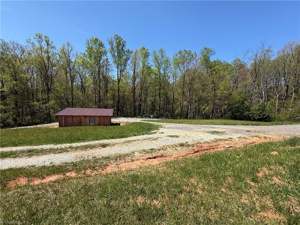 210 Towe Lane, Cana, Virginia image 12
