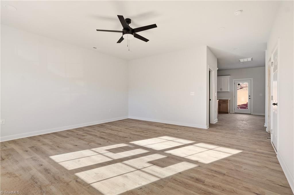 1679 Old Hollow Road