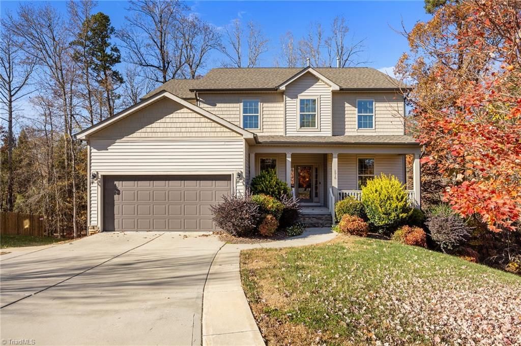 Photo of 2016 Aramanche Drive, Burlington, NC 27215 (MLS # 1213049)