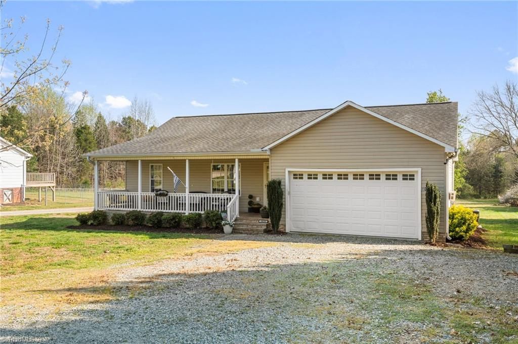 Photo of 10636 Linwood Southmont Road, Lexington, NC 27292 (MLS # 1214079)