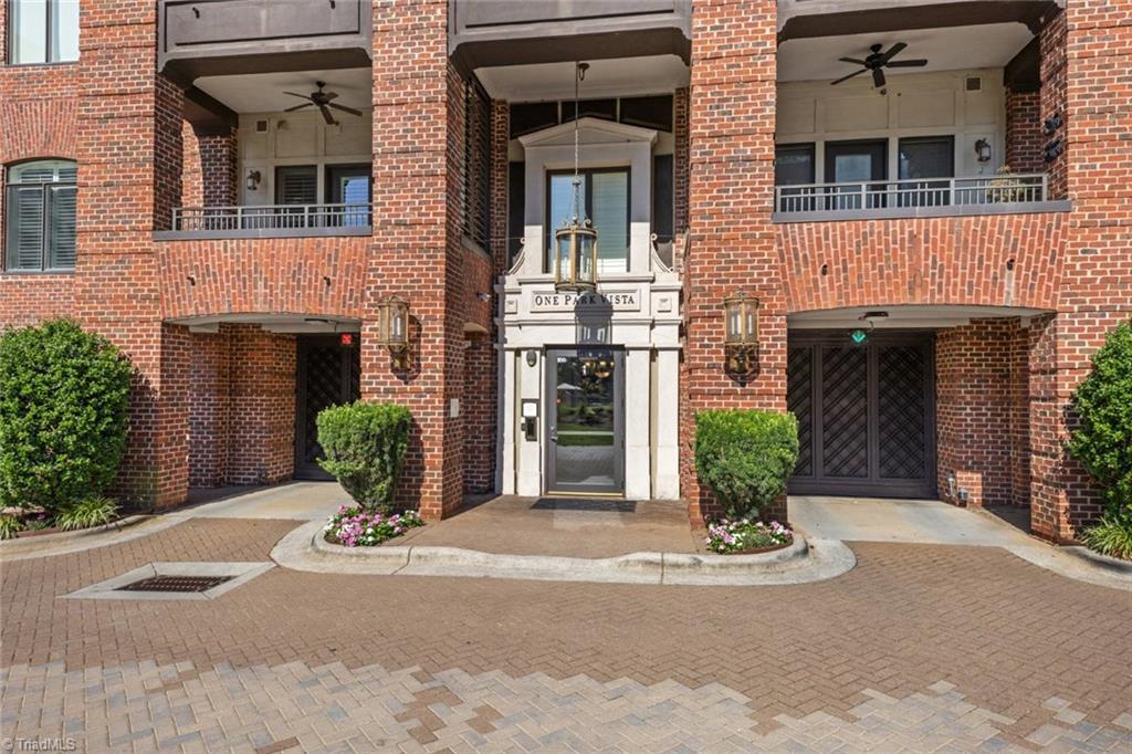 1 Park Vista Lane 430