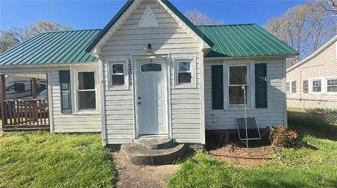 Homes For Sale - 12056 Old Us Highway 64<br/> Lexington, NC 27292