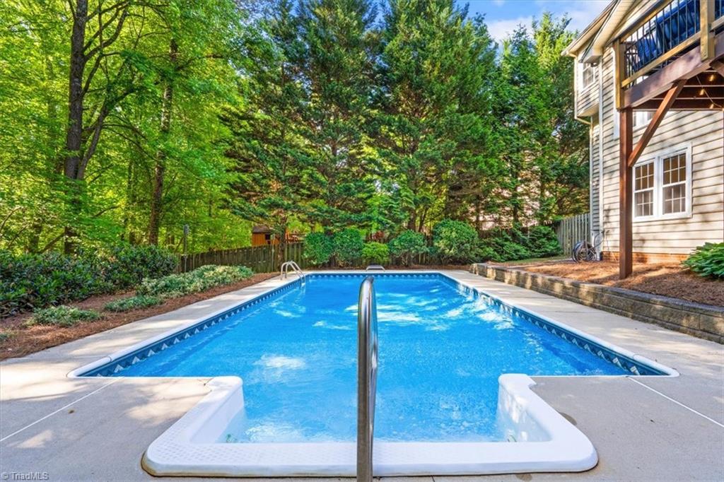 5294 Beechmont Drive, Greensboro, North Carolina image 2