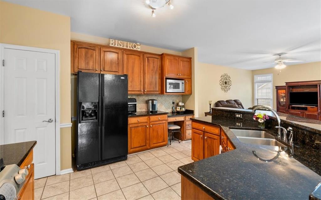 5294 Beechmont Drive, Greensboro, North Carolina image 15
