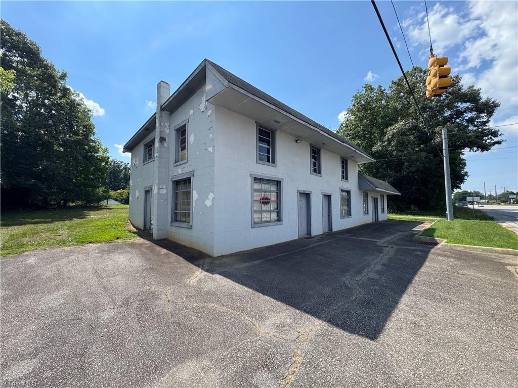 217 Sparta Road Unit 303, North Wilkesboro, NC, 28659