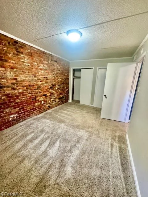332 S Cherry Street Unit B, photo 5 of 7