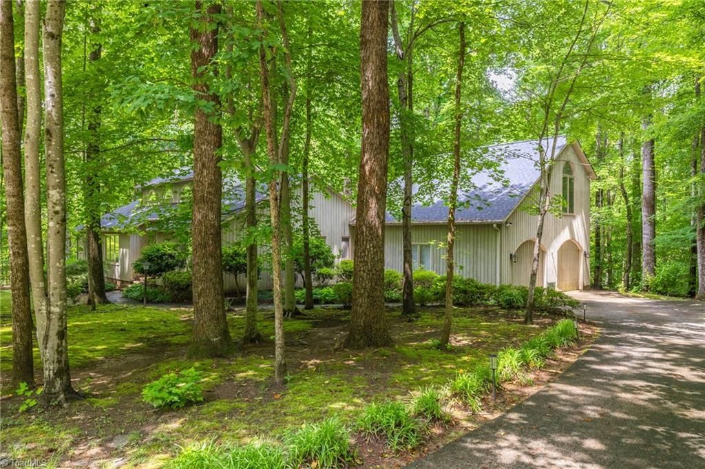 Photo of 7404 Phelps Court, Greensboro, NC 27409 (MLS # 1222637)