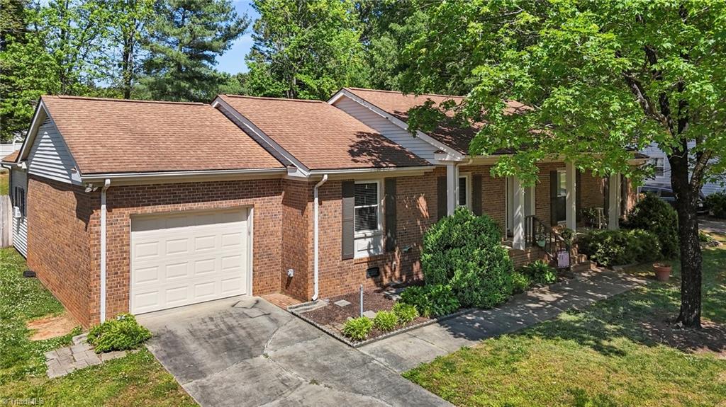 1612 Regency Drive, Burlington, North Carolina image 3