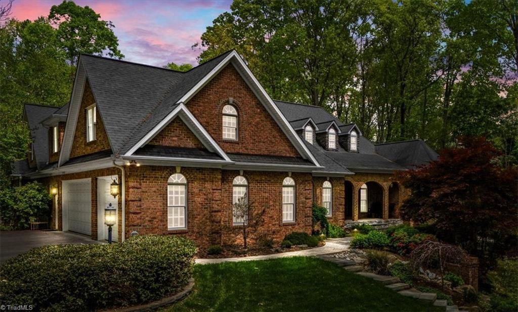 Photo of 8308 Linville Oaks Drive, Oak Ridge, NC 27310 (MLS # 1216752)