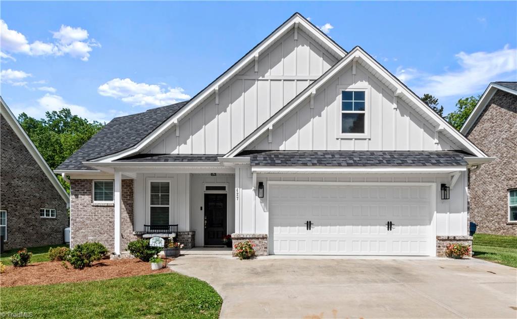 427 Fernwood Drive, Yadkinville, North Carolina image 1