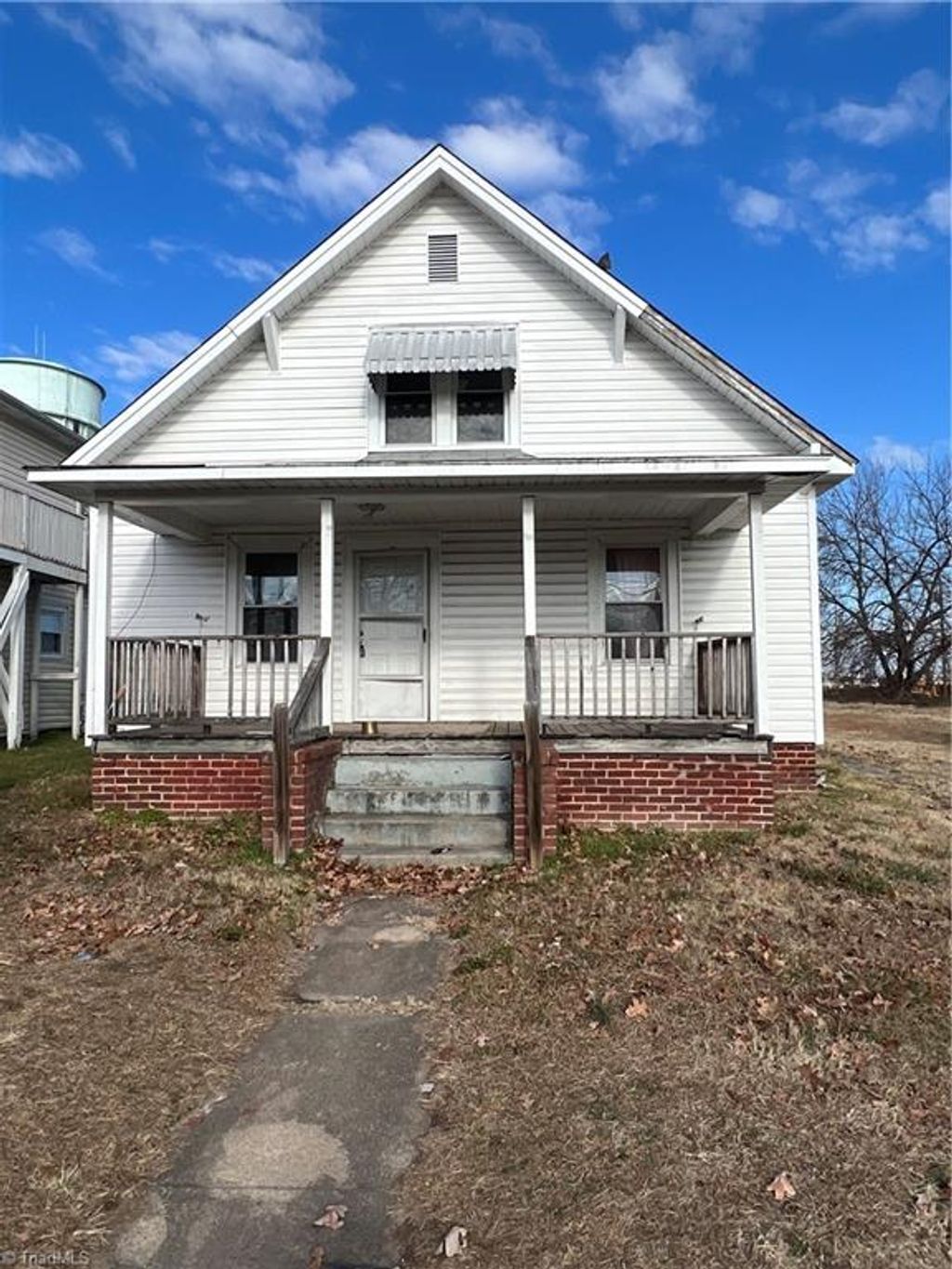 Photo of 1604 Ward Avenue, High Point, NC 27260 (MLS # 1205103)