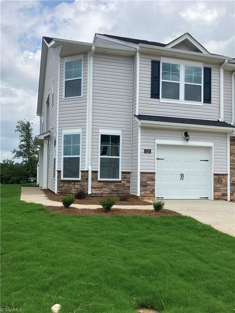 A home in Kernersville