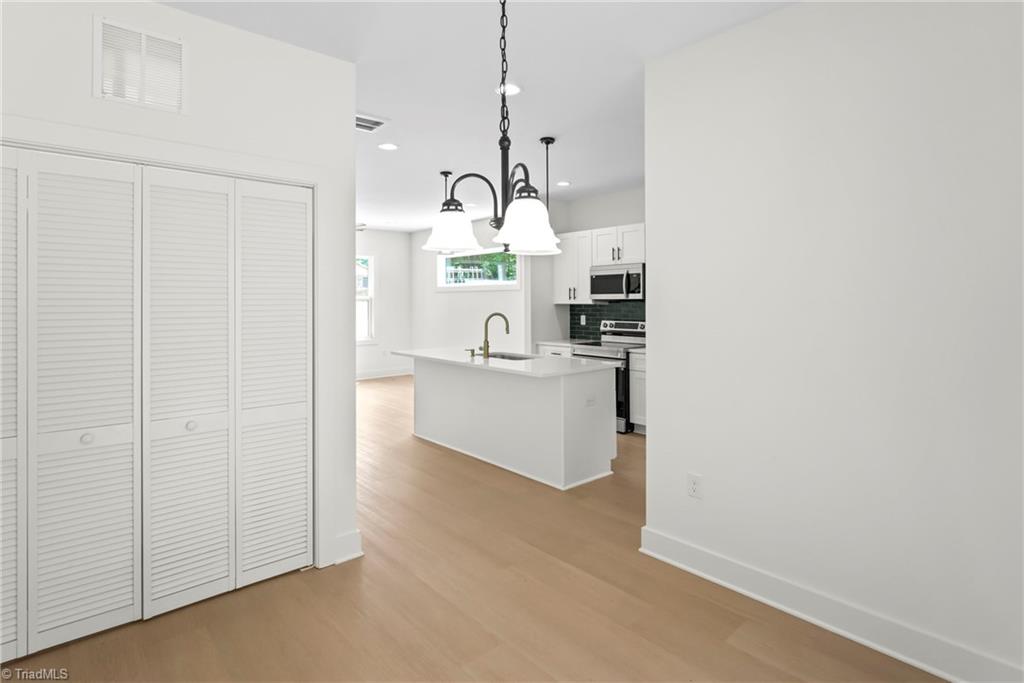210 S Carter Street, Liberty, North Carolina image 13