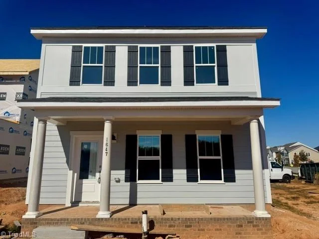 1647 Cross Village Avenue, photo 1 of 15