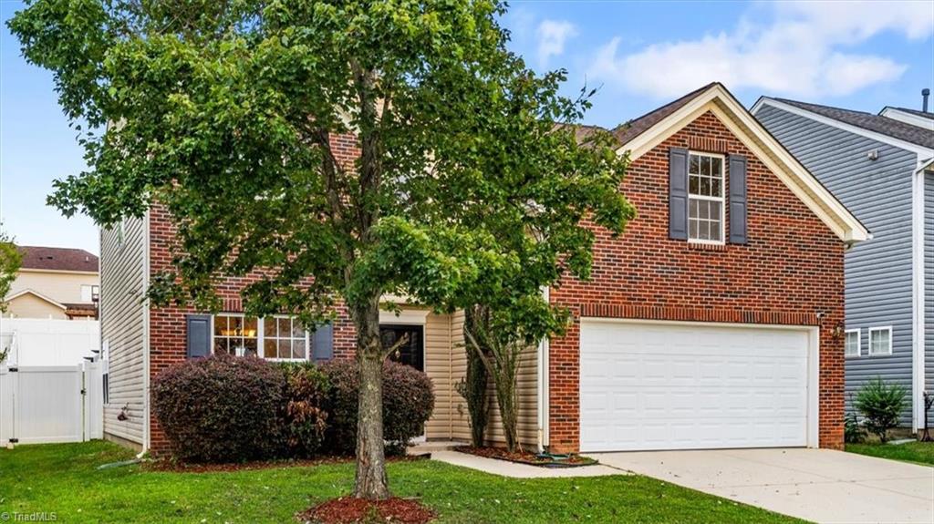 Photo of 4413 Gray Wolf Way, Greensboro, NC 27406 (MLS # 1237353)