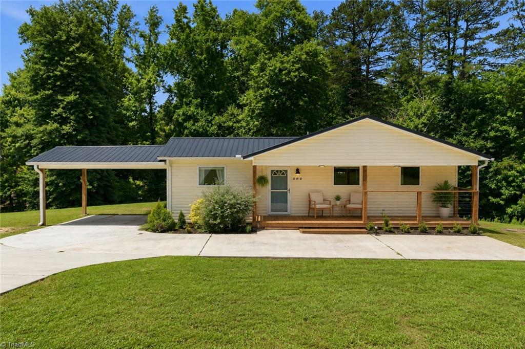 Photo of 504 George Surratt Road, Lexington, NC 27295 (MLS # 1225666)